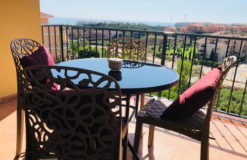 El Faro Apartment | Best Seaview Apartment