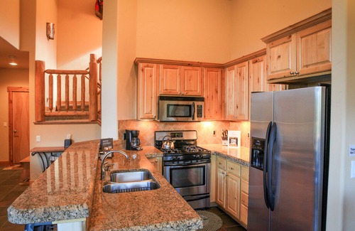 Winter Park House | Best Value Luxury Townhome in Lakota across from Ski Resort, Private Hot Tub!