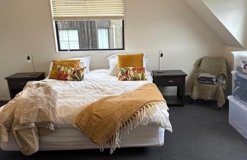 Queenstown House | Best Views on Queenstown Hill