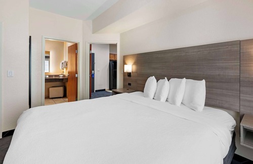 Lubbock Hotel | Best Western Lubbock West Inn & Suites