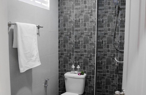 Chalong Hotel | Bests village & villa