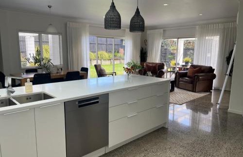 Bethlehem Villa | Bethlehem Chic Opposite the Reserve
