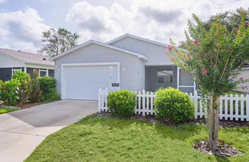 Alhambra House | BETTER THAN A 5 STAR HOTEL WITH GOLF CART IN THE VILLAGES TOTALLY REMODELED