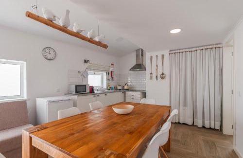 Malveira da Serra House | Between Mountain And Sea