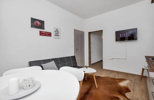 Istok Apartment | Between mountains & sea - your retreat in Makarska