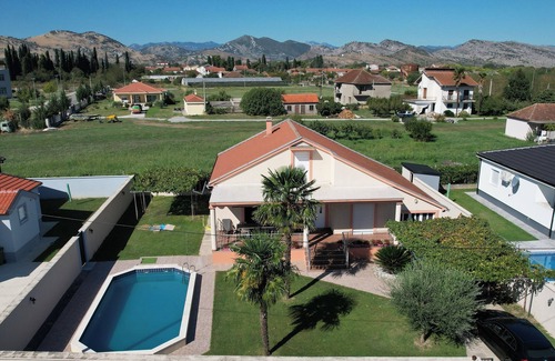 Golubovci House | Between sea and mountains, in the countryside