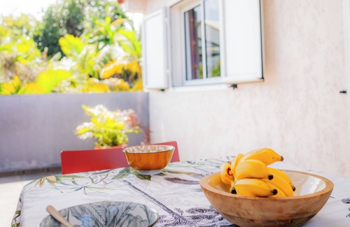 Trois Mares Apartment | Between sea and mountains