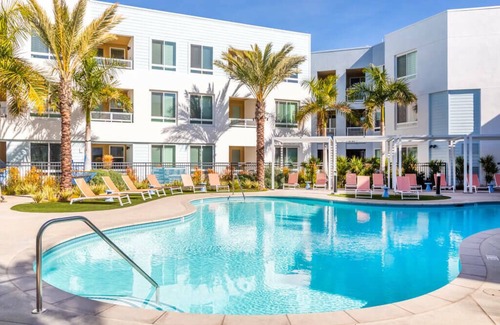 Midway District Apartment | Bevel Apartments: Stylish 1-Bedroom with AC & Fitness Center in Prime Point Loma