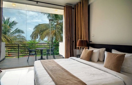 Daluwakotuwa Hotel | Beverly Beach - Negambo