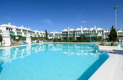 Campo Internacional Maspalomas Apartment | Beverly Hills Bungalow