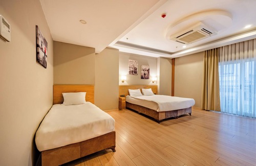Pera Hotel | Beyoglu MLS Hotel