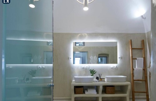 Fira Apartment | BH547 - C - Suite Santorini