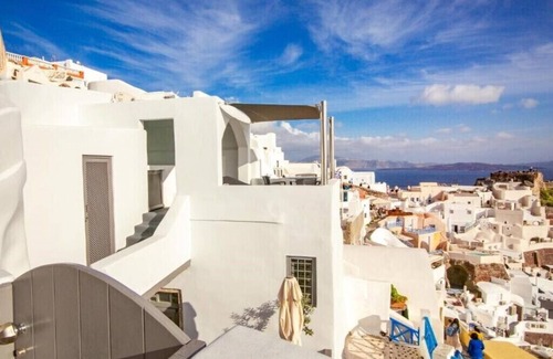 Kamari Apartment | BH724 - C - Suite Santorini