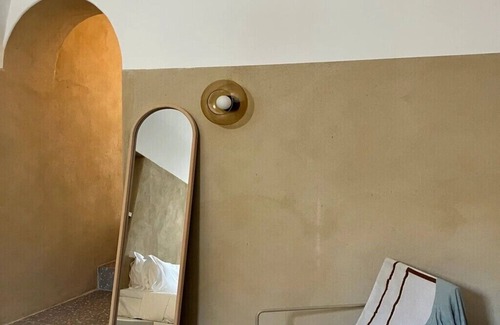 Fira Apartment | BH940 - C - Suite Sanrotini