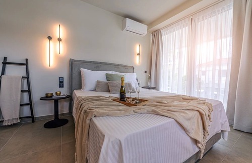 Volos City Centre Apartment | BH962 - C - Suite Volos