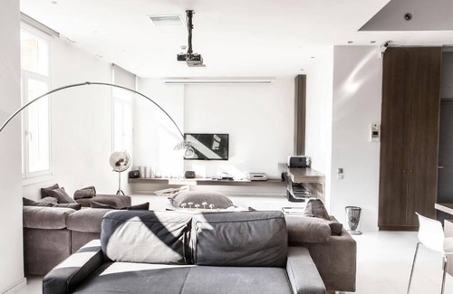 Athens City Centre Apartment | BHA009 - C - Suite Athens