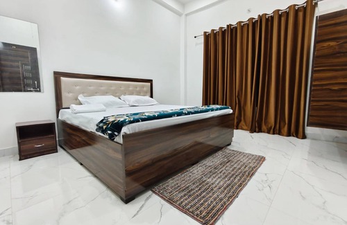 Faizabad House | Bharat Raj Homestay By GRB