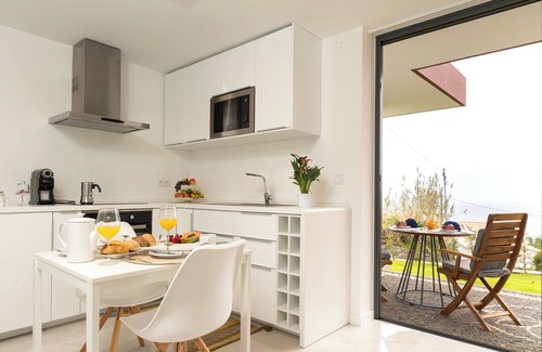Arco da Calheta House | BHF Residences Lotus