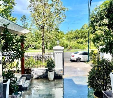 Hue Villa | Biệt thự DELUXE VILLA 5 phòng ngủ 6 giườn lớn