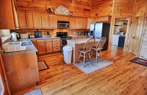 West Jefferson Cabin | Big Ashe View-Open for Bookings! Views, Wi-Fi, Pool Table, Hot Tub