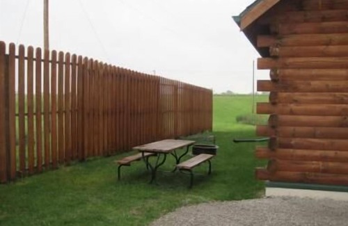 Moravia Cabin | Big Bear - Sleeps up to 8 - Handicap Accessible