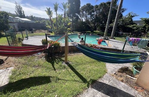 Manly House | Big Comfy Bachn200m wander to BeachnWifi nNetflixnBring your friends & your dog