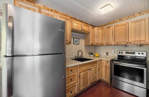 Drake Cabin | Big Pine Cabin - near Estes Park! 23-RES0710