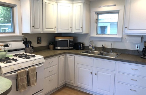 Honor Cottage | Big Platte Lake Waterfront Cottage