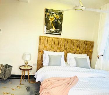 Dar es Salaam House | Big Private Room with Amazing Views in Heart of the City