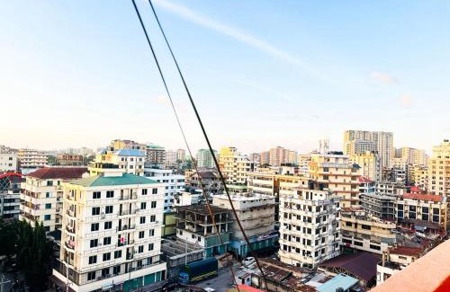 Dar es Salaam House | Big Private Room with Amazing Views in Heart of the City