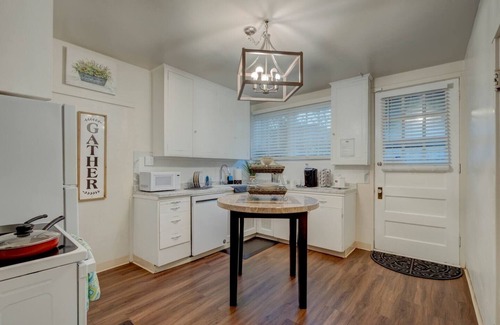 West University House | *Big Savings~Historic Stone House~Reno~UNR~Family