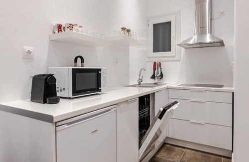 Glyfada Apartment | Bijou apartment in Glyfada center