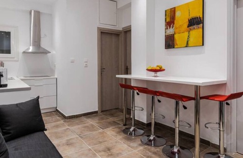 Glyfada Apartment | Bijou apartment in Glyfada center