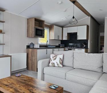 Great Houghton Resort | Billing Aquadrome Holiday Park Fishing Lakes Gold Caravan