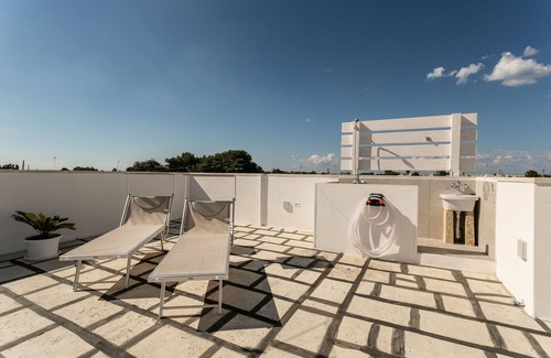 Torre San Giovanni Apartment | Bilocale con piscina a 500 m dal mare