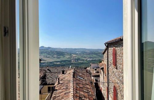 Verucchio Apartment | Bilocale con vista colline – Dimora dell’Ulivo