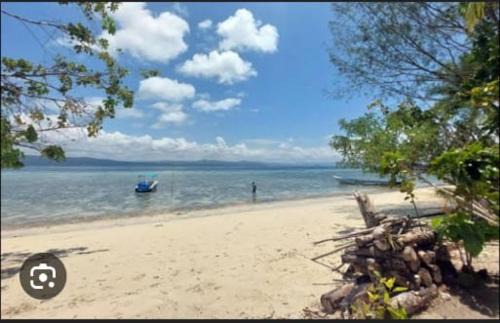 Raja Ampat House | Binmeos Homestay