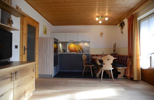 Jungholz Apartment | Bio Mountain Appartement Familienstube 1 - Apartements Haus am Anger - Ihr Alpinrefugium