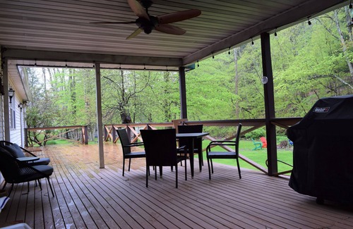 Big Indian House | Birch Creek Mountain House- 3 minutes to Belleayre Mtn