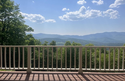 Warren Ski Chalet | Birch Peak! Chalet w/28 acres of private trails