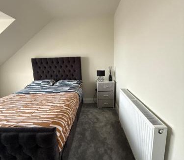 Ahascragh House | Birch view getaway