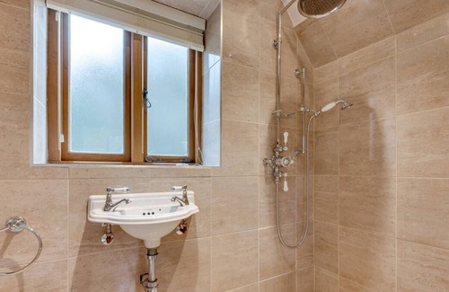 Hastings House | Birdsong Barn in the beautiful Hastings