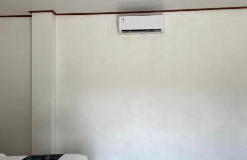 Sidemen House | Bisbis House Iseh village