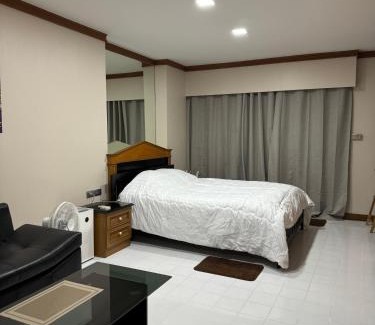 Bang Na Apartment | Bitec Bangna Bkk