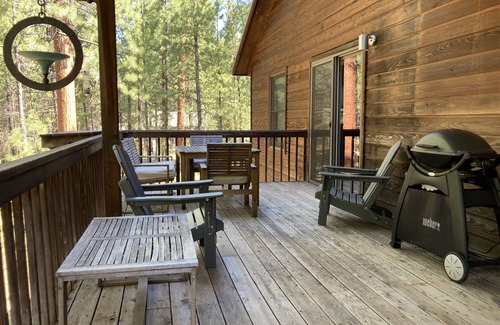 Black Butte Ranch House | Black Butte Style & Comfort Close to Glaze Meadow Rec Center-4 bedrooms + loft