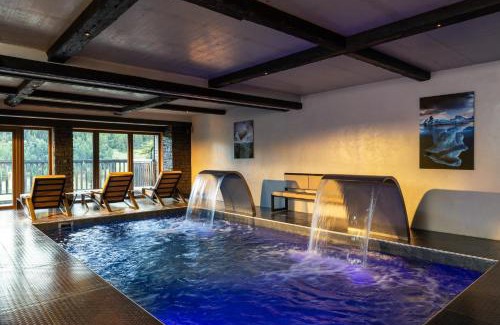 Les Brevieres Ski Chalet | Black Diamond - Chalet Babylon