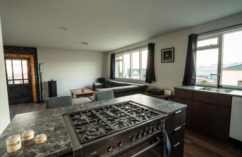 Olafsvik Apartment | Black pearl