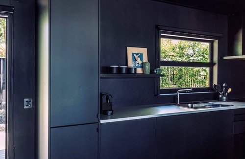 Hyams Beach House | Black Shack on Hyams Beach