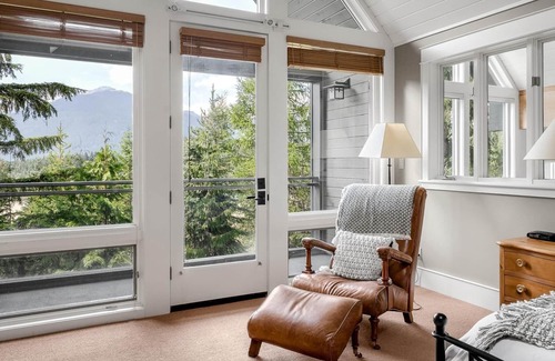 Upper Village Ski Chalet | Blackcomb Hideaway 4 Bedroom Ski-In Chalet