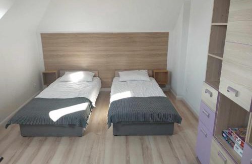 Swornegacie House | Bliźniak Swornegacie I